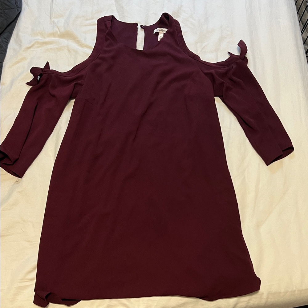 Elegant Burgundy Cold Shoulder Dress